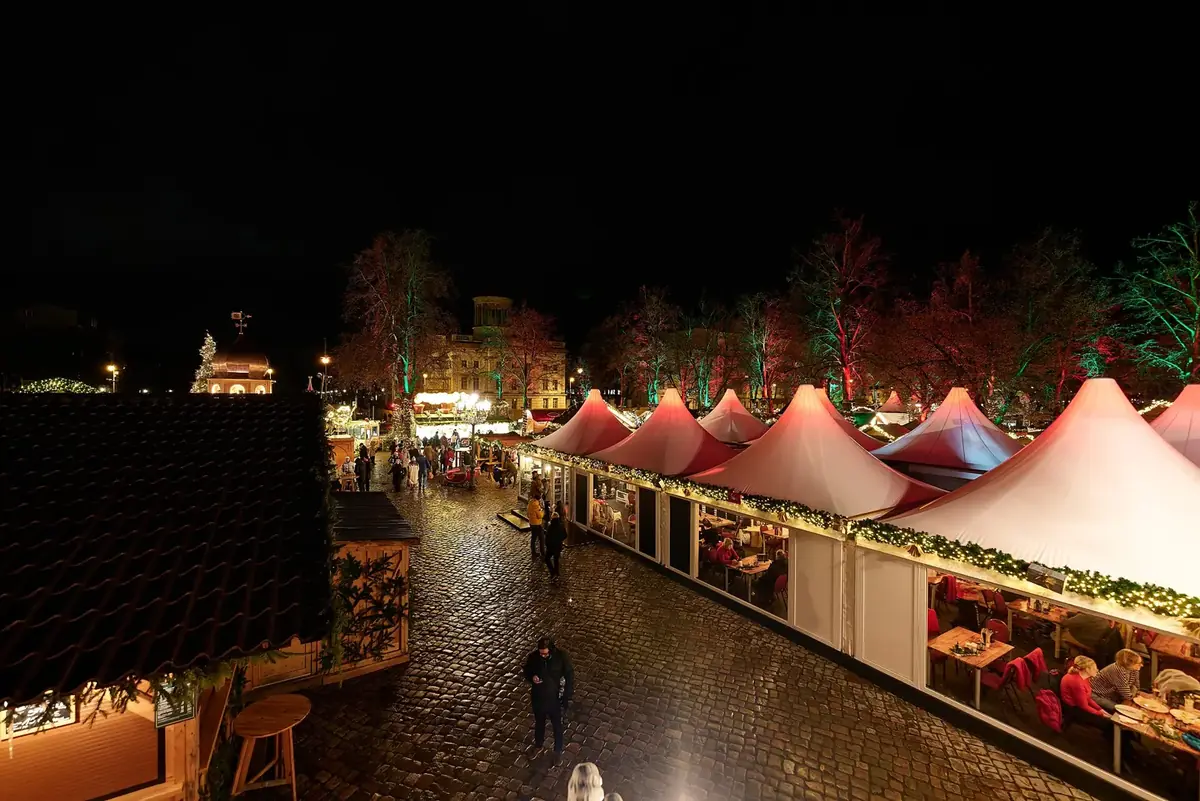 Julemarkedet ved slottet Charlottenburg i Berlin