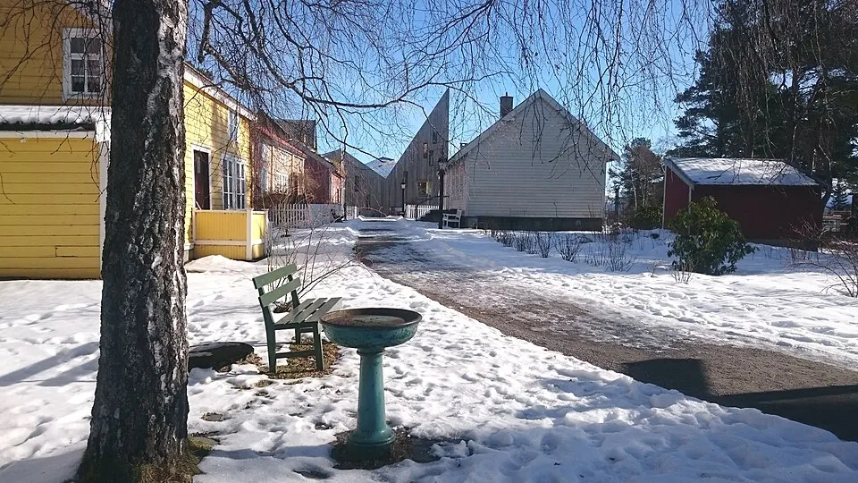 Romsdalsmuseet i Molde i snø